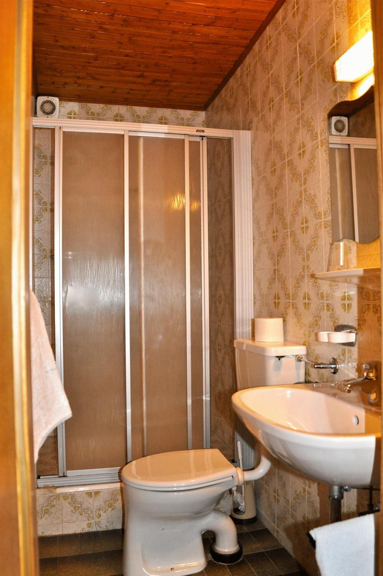 Gaestehaus Pension Edelweiss Kolsass Exteriör bild